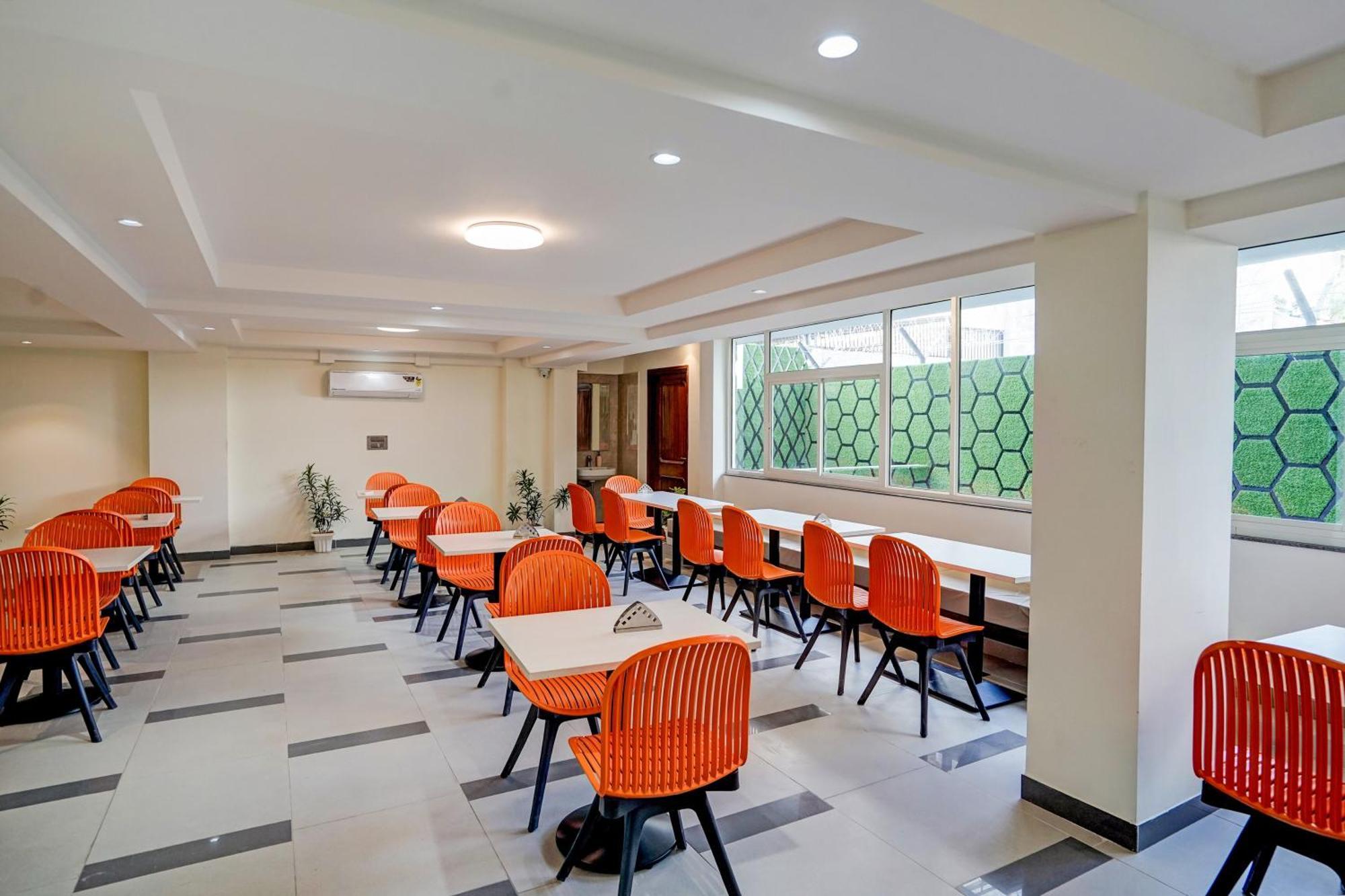 גורגאון Hotel O Parkinn מראה חיצוני תמונה