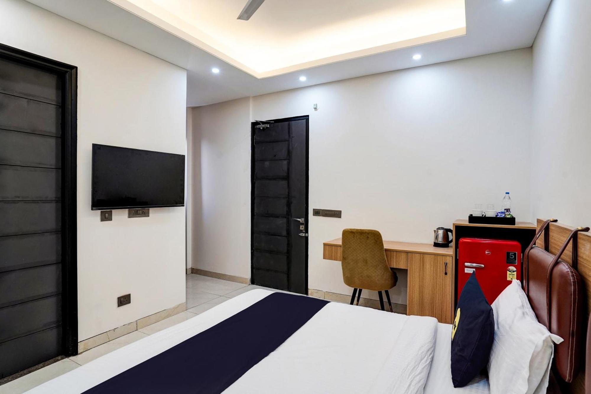גורגאון Hotel O Parkinn מראה חיצוני תמונה